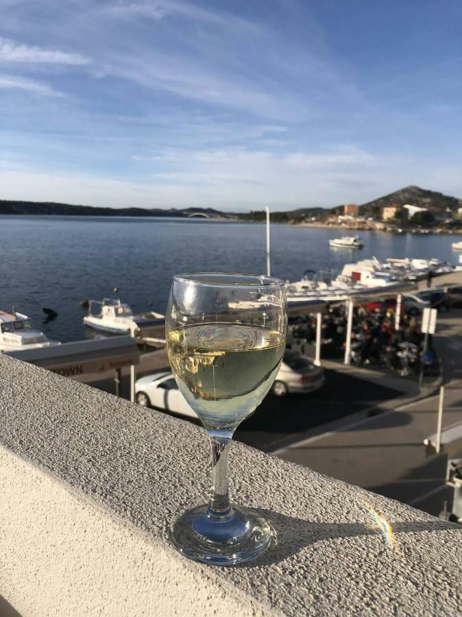 Seaside Appartamento Šibenik Esterno foto