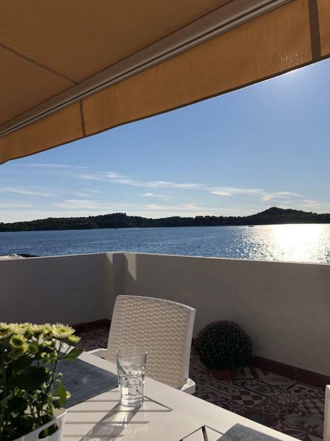 Seaside Appartamento Šibenik Esterno foto